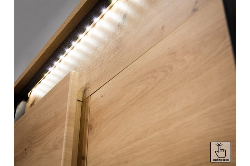 Quant Vitrinskåp 41 cm djup 76 cm bred 195 cm hög Trä - Ek/Svart - Products - Förvaring - Skåp - Vitrinskåp