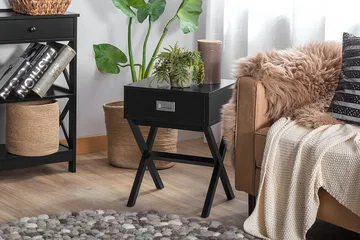 Mondejar Sängbord 40 cm med Förvaring Låda - Svart - Products - Möbler - Bord & matgrupp - Avlastningsbord & sidobord - Sängbord & nattduksbord