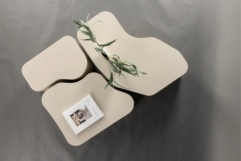 Nordland Soffbord 92x74 cm - Beige - Products - Möbler - Bord & matgrupp - Avlastningsbord & sidobord - Satsbord