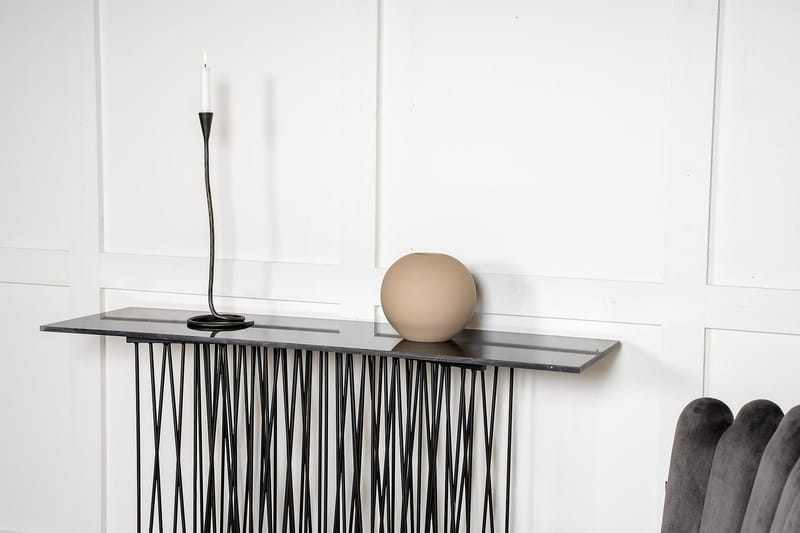 Stone Avlastningsbord 130 cm - Svart - Products - Möbler - Bord & matgrupp - Avlastningsbord & sidobord - Konsolbord & hallbord