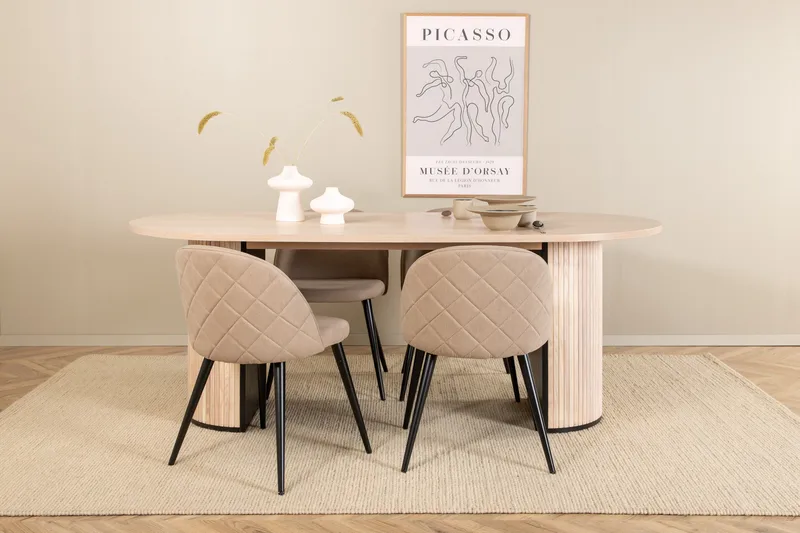Bianca Matgrupp 200 cm Oval med 4 Velvet stolar - Svart - Products - Möbler - Bord & matgrupp - Matgrupp