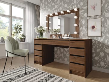 Harland Skrivbord 154 cm - brun - Products - Möbler - Bord & matgrupp - Kontorsbord - Datorbord