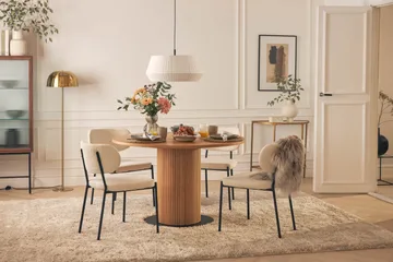 Noira Matbord 120 cm Massiv Valnöt Runt med 4st Gemmiano Mat - Brun - Products - Möbler - Bord & matgrupp - Matgrupp