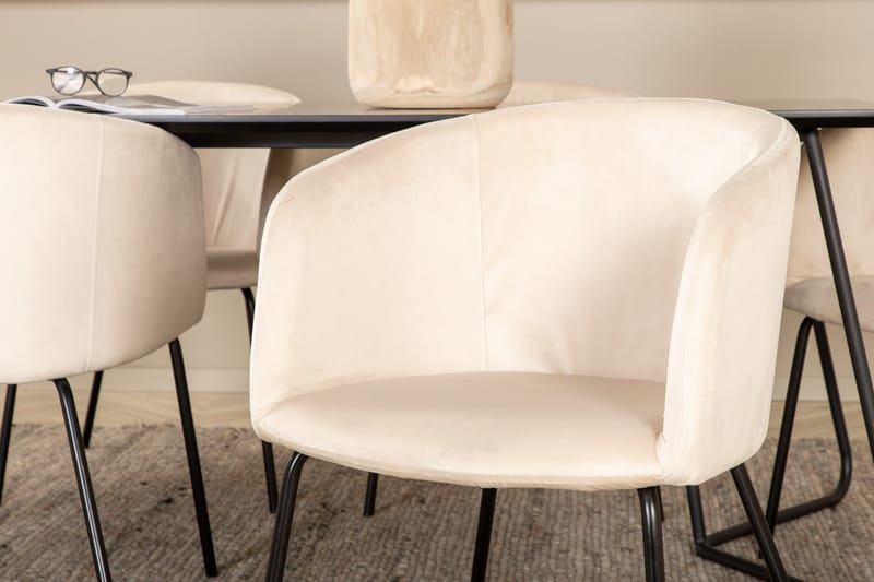 Petra Matgrupp 190 cm Rektangulär med 6 Berit stolar - Beige - Products - Möbler - Bord & matgrupp - Matgrupp