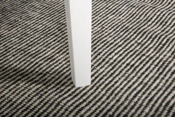 Mantorp Soffbord 80 cm Runt med Förvaring Hylla - Massiv Ek/Vit - Products - Möbler - Bord & matgrupp - Soffbord - Soffbord med förvaring