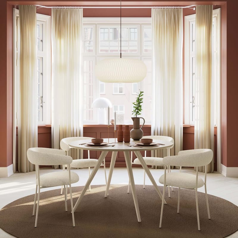 Plenti karmstol - Vit bouclé/cashmere - cashmere - Products - Möbler - Fåtölj & stolar - Karmstol