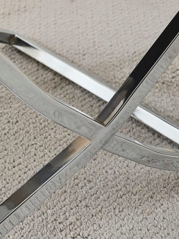 Stol med kromade ben - beige sammet - Luxury - Beige sammet med kromat underrede - Products - Möbler - Fåtölj & stolar - Matstol & köksstol