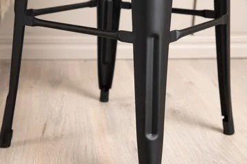 Tempe Barstol - Svart - Products - Möbler - Fåtölj & stolar - Barstol & barpall