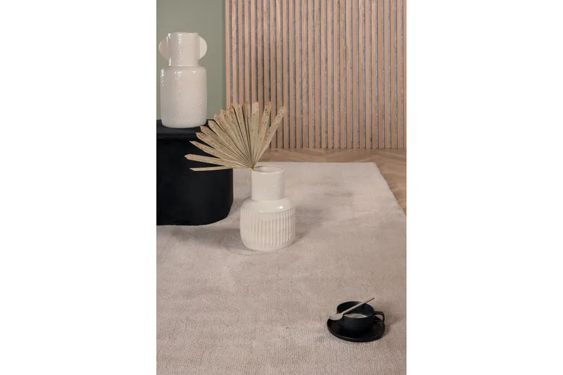 Undra Viskos-look Matta 170x240 - Beige - Products - Textil & mattor - Matta - Modern matta - Viskosmatta & konstsilkesmatta