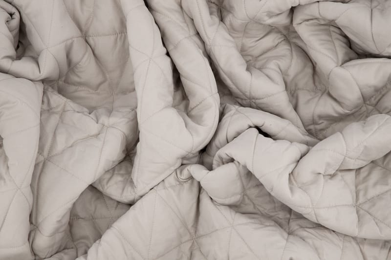 Nilla Överkast 150x250 cm - Beige - Products - Textil & mattor - Sängkläder - Överkast - Överkast dubbelsäng