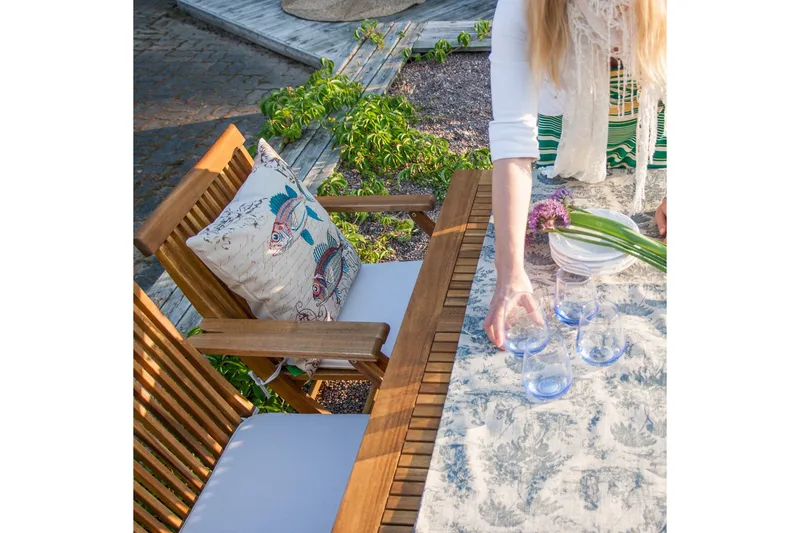 Finlay Matgrupp Utomhus 110x75 cm + 4 Utestolar - Akacia - Products - Utemöbler & utemiljö - Utegrupp - Matgrupp utomhus