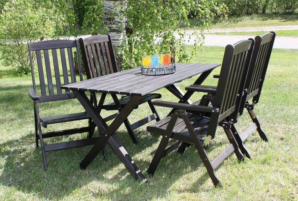 Essgruppe Oliver: Tisch mit 4 St�hlen + M�belreinigung