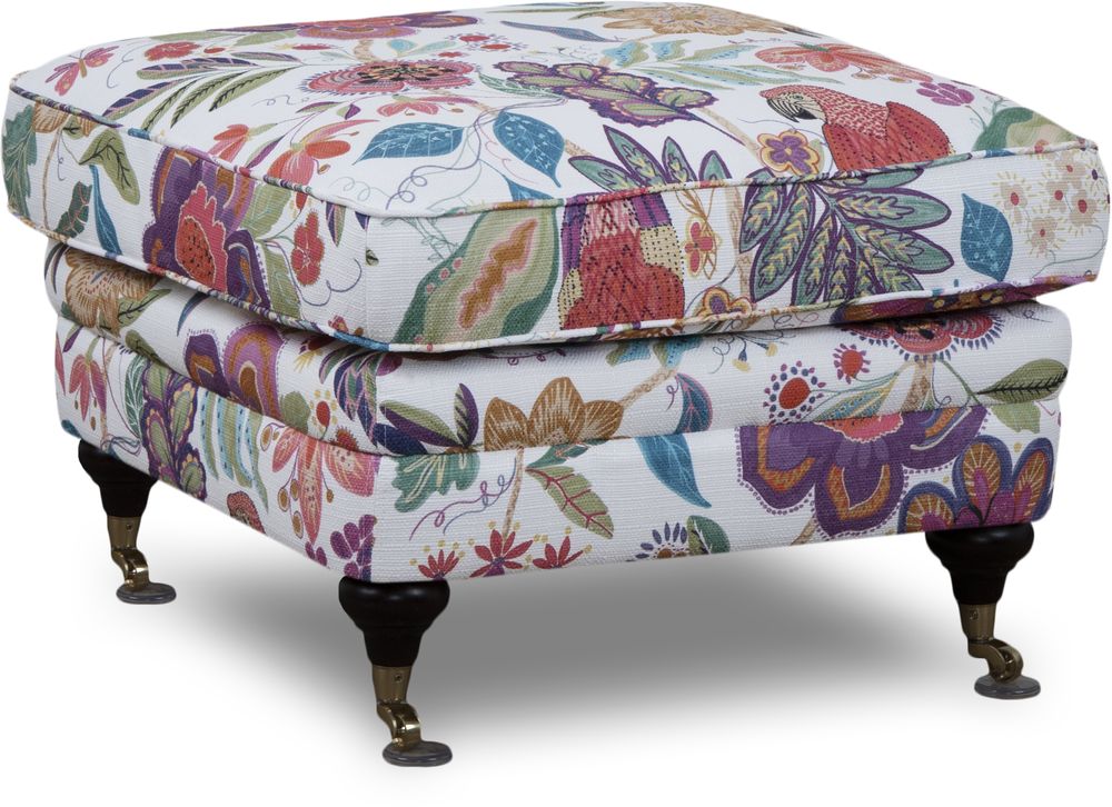 Fu�hocker Howard Blumenstoff wei�