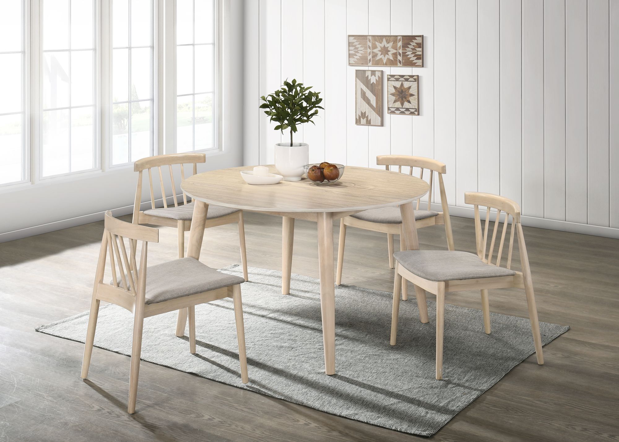 Florence-Essgruppe in T�nche; runder Esstisch mit 4 Florence St�hlen