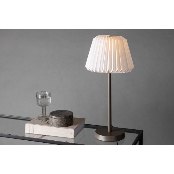 Tandådalen Tischlampe - Wildleder/Weiß Tandådalen Tischlampe - Wildleder/Weiß