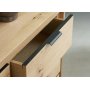Zusammengebautes Livia-Sideboard aus Eichenholz