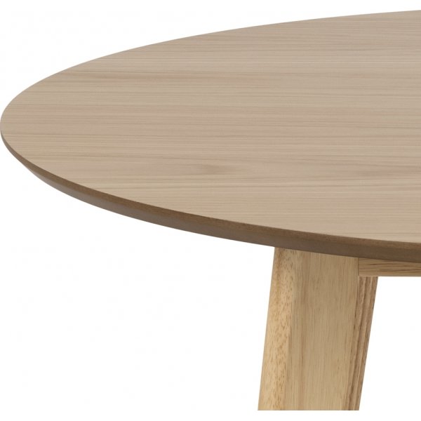Roxby runder Esstisch aus Eiche Ø105 cm Roxby runder Esstisch aus Eiche Ø105 cm