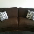 Kundenbild Howard Luxor gebogenes 4-Sitzer-Sofa 240cm - frei wählbare Farbe