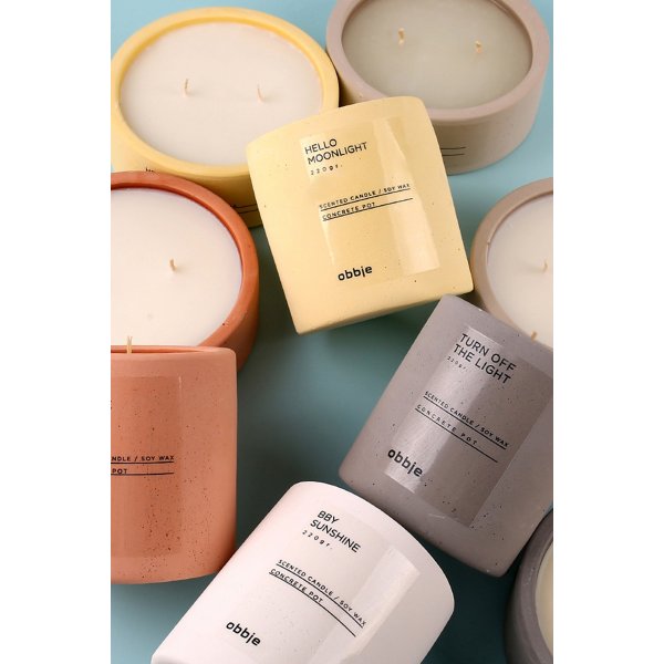 Watch Me Burn Duftkerze groß - Beige Watch Me Burn Duftkerze groß - Beige