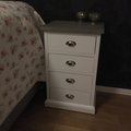Kundenbild Hugo Kommode mit 4 Schubladen - Weiß/Zement
