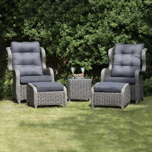 Pigeon Outdoor-Möbel-Set: 2 Sessel mit Fußhocker und Tisch - Graues Kunststoff-Rattan