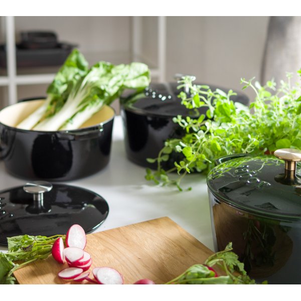 Sabor Topf aus Gusseisen 4,4 Liter schwarz Sabor Topf aus Gusseisen 4,4 Liter schwarz