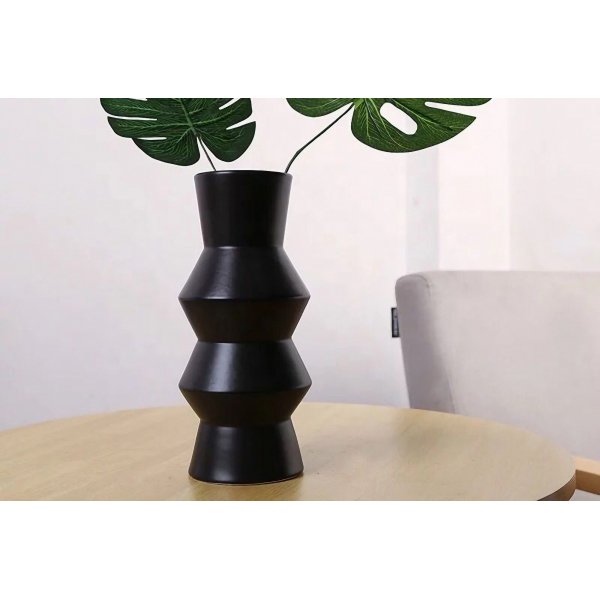 Rolo Vase - Schwarz Rolo Vase - Schwarz
