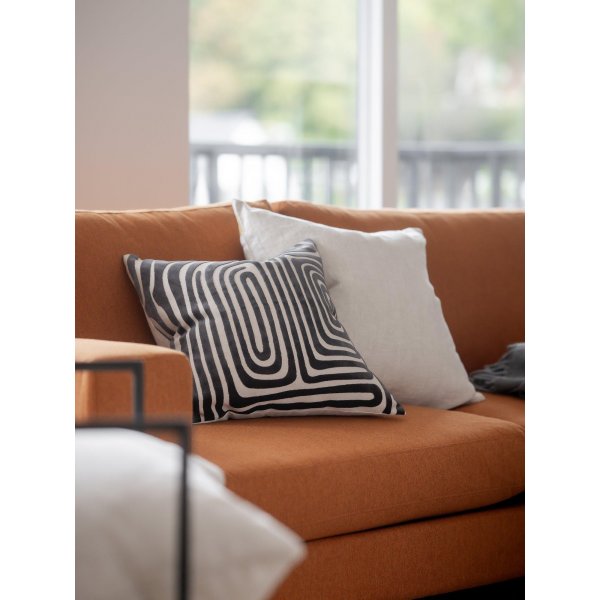 Molly Kissenbezug 45 x 45 cm - Grau-Schwarz Molly Kissenbezug 45 x 45 cm - Grau-Schwarz