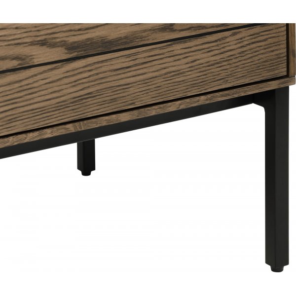 Inez Sideboard aus braun geölter Eiche - 180 cm breit Inez Sideboard aus braun geölter Eiche - 180 cm breit