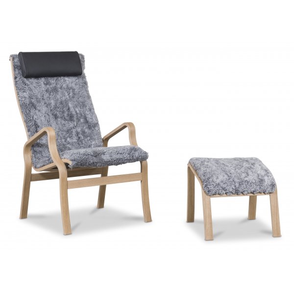 Svea Sessel mit Fuhocker - graues Schafsfell / gelte Eiche