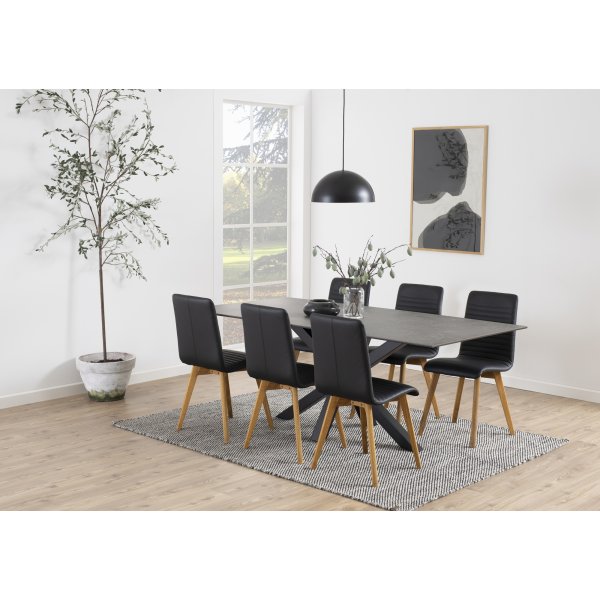 Heaven Esstisch 200 cm - Schwarz Heaven Esstisch 200 cm - Schwarz