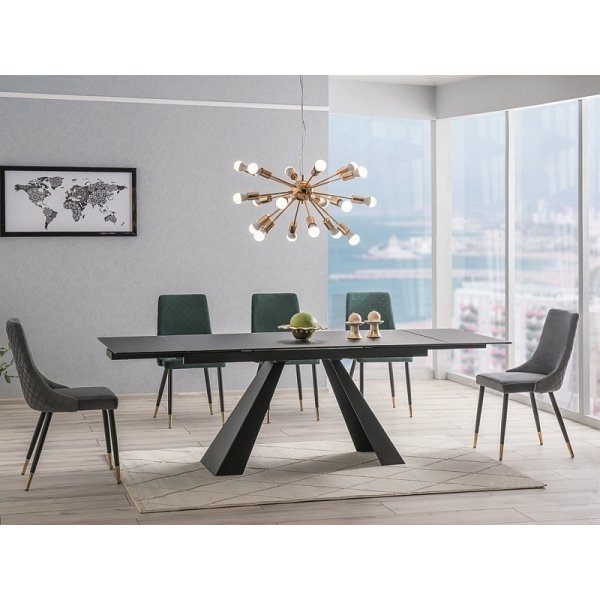 Salvadore Esstisch 120-180 cm - Schwarz Salvadore Esstisch 120-180 cm - Schwarz
