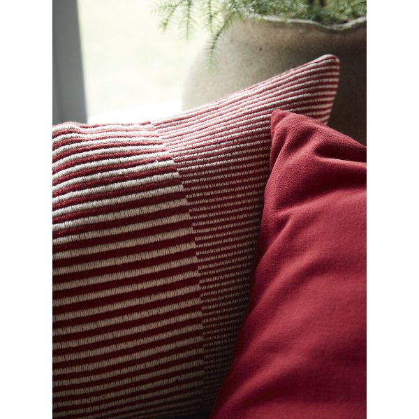 Tyra Kissenbezug 40 x 60 cm - Rot