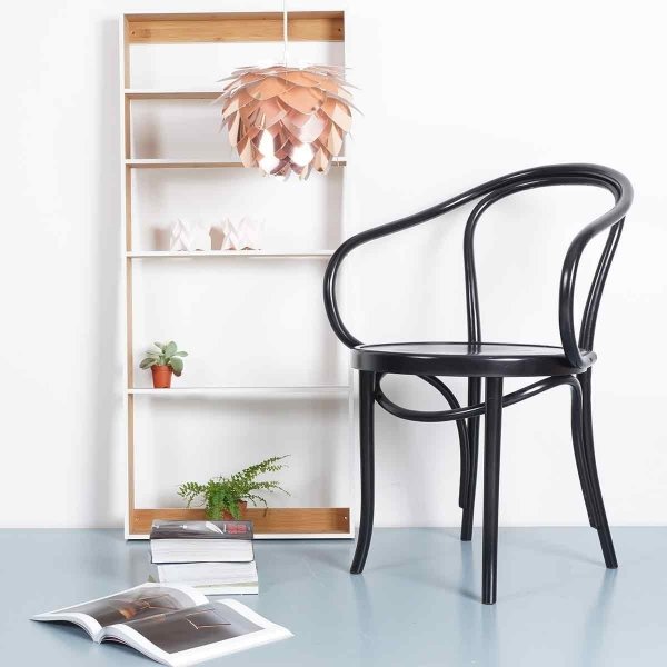 Stuhl Nr. 30 mit Rattansitz - Beliebige Farbe des Gestells Stuhl Nr. 30 mit Rattansitz - Beliebige Farbe des Gestells