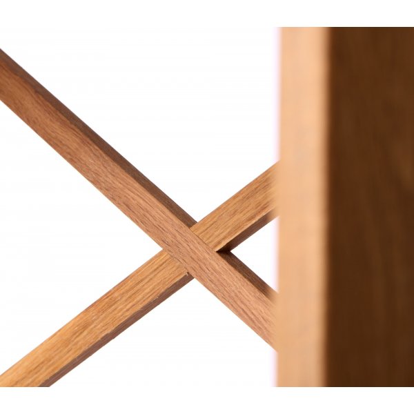 X-Bcherregal aus gelter Eiche