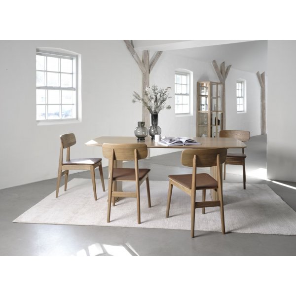 Mood Esstisch aus geölter Eiche 190x100 cm Mood Esstisch aus geölter Eiche 190x100 cm