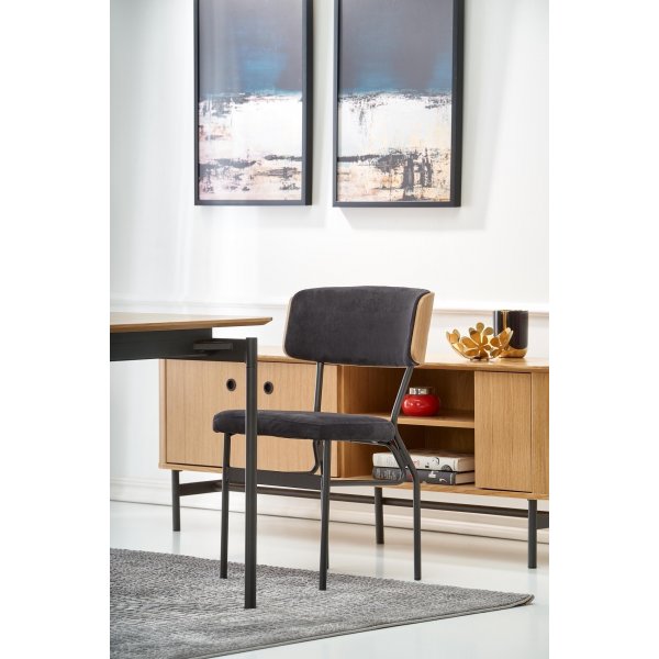 Giga Esstisch 170-250 cm - Eiche/schwarz Giga Esstisch 170-250 cm - Eiche/schwarz