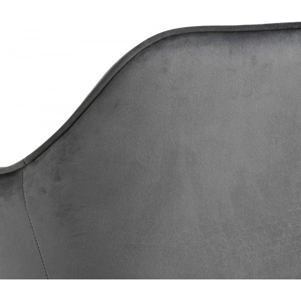 Brooke Barhocker - Grau