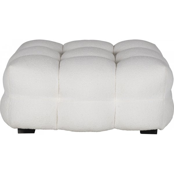 Fuhocker im klobigen Design