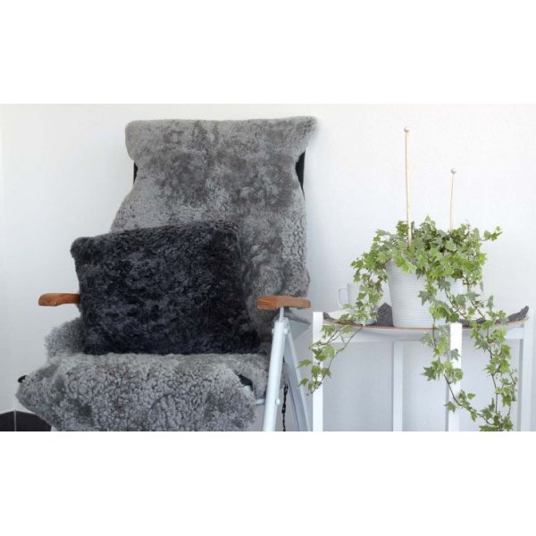 Curly Schafsfell - 95x55 cm - Grau