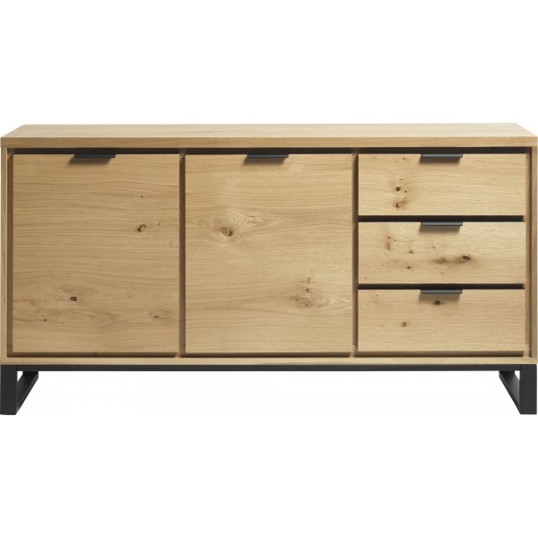 Zusammengebautes Livia-Sideboard aus Eichenholz