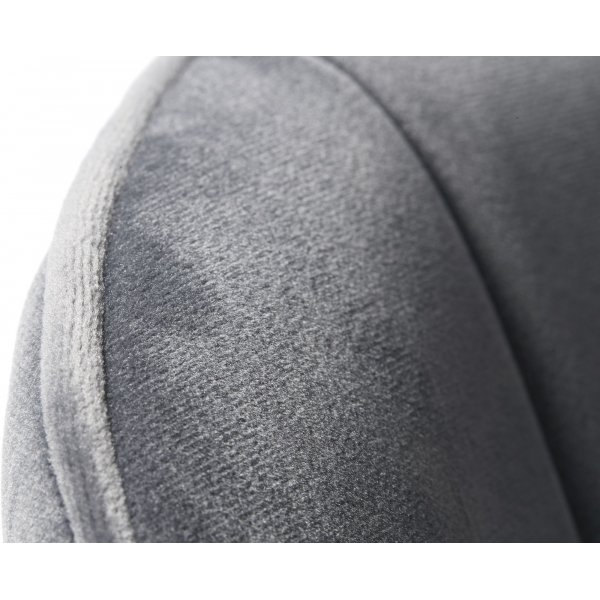 Caia Esszimmerstuhl aus grauem Samt Caia Esszimmerstuhl aus grauem Samt